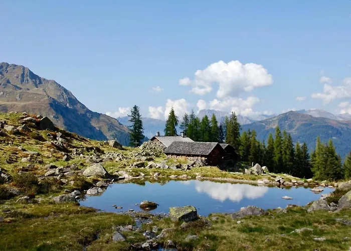 Loretz Luzia Apartment *